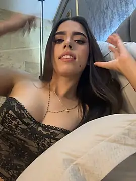 Maia antonelli online show from April 3, 12:30 am