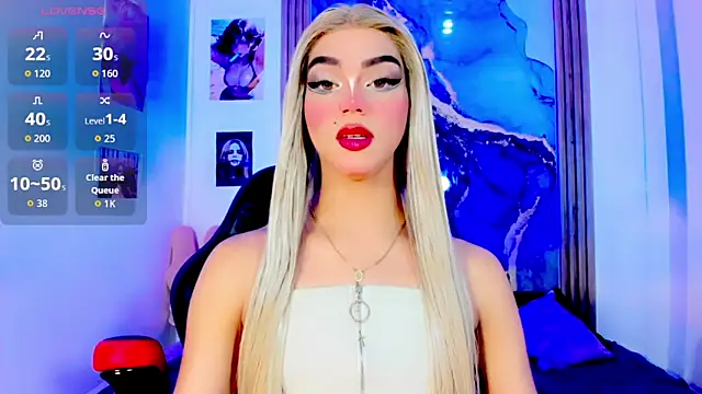 blonde queen- online show from May 23, 8:07 pm