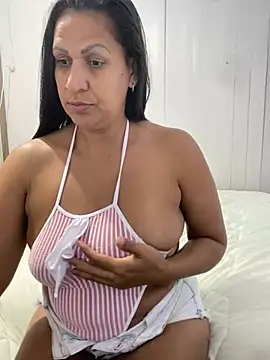 lactante2026 online show from April 12, 2:25 am