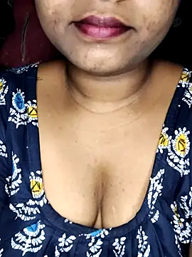 hotmiki online show from May 3, 4:43 pm