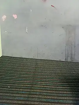 School teacher12 online show from April 6, 3:35 pm