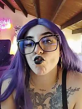 LilithDark666 online show from August 5, 1:06 pm
