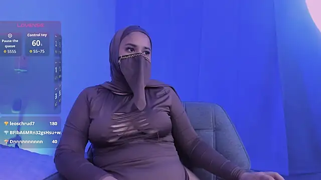 Aminaa Kaarim online show from July 11, 3:06 am