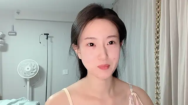 1X-yiyi online show from June 22, 2:14 pm