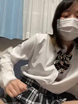 Mika-chan online show from April 10, 3:18 pm