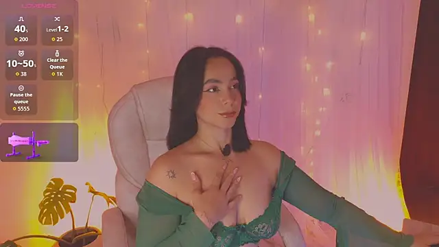 ImLeana XXX online show from April 27, 9:45 pm