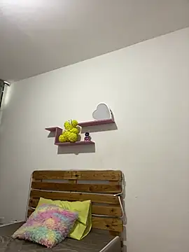 ELA   EF online show from March 17, 8:35 pm