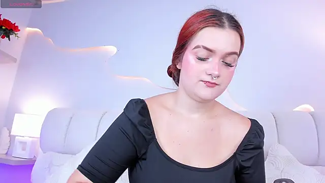 melanieklaus2 online show from May 3, 3:32 am
