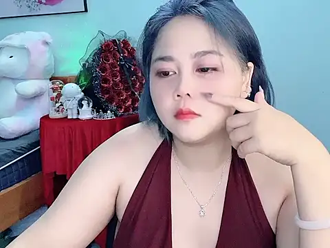 Nhanlu009 online show from May 3, 10:40 am