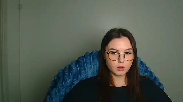 Nika nik a online show from March 20, 4:01 pm