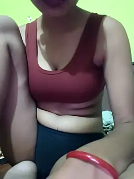 Lily4852 online show from March 26, 6:53 pm