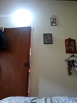 Isabelmotta  online show from March 24, 3:50 pm