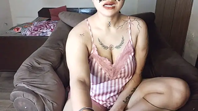 Punjabi baddie  online show from August 7, 12:34 pm