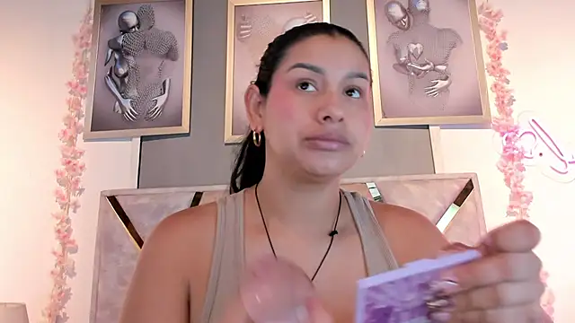 Mrs Daniels online show from March 24, 12:54 pm