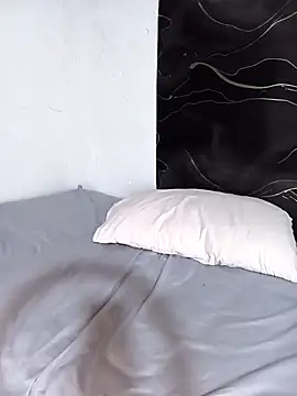 LaReina199991 online show from March 29, 12:48 pm