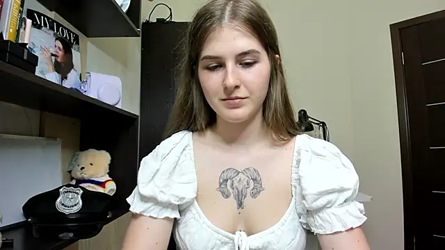 OhMyAlice online show from May 20, 6:16 pm