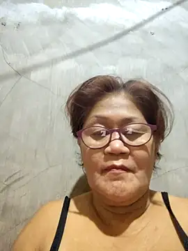 Sunflower1956 online show from April 29, 5:40 pm