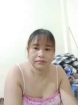 Moubie1 online show from May 7, 2:49 am