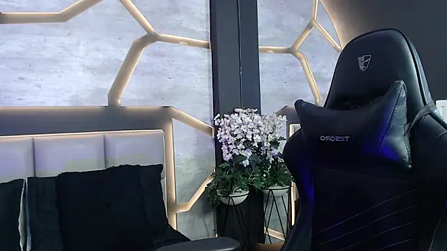 YourFeetFantasy online show from March 30, 8:19 pm