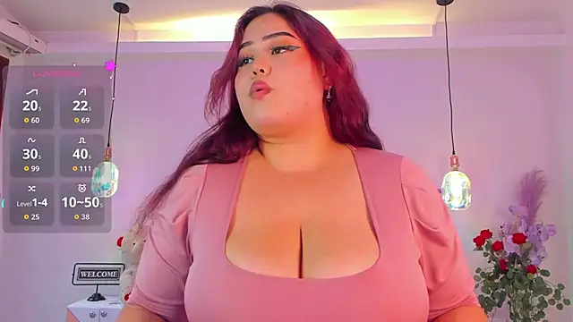 SofiaBloomm online show from June 5, 7:09 pm