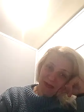 MiaLove183 online show from March 29, 9:19 am