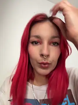 Amelie-RedHoney online show from May 16, 5:23 pm