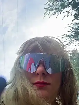 mango-kitty online show from July 2, 3:40 pm