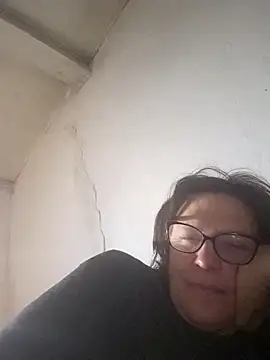 MeriStevens online show from April 23, 7:05 pm