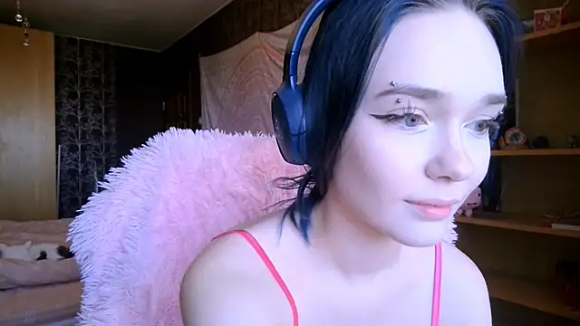 baby onface online show from May 11, 8:27 am