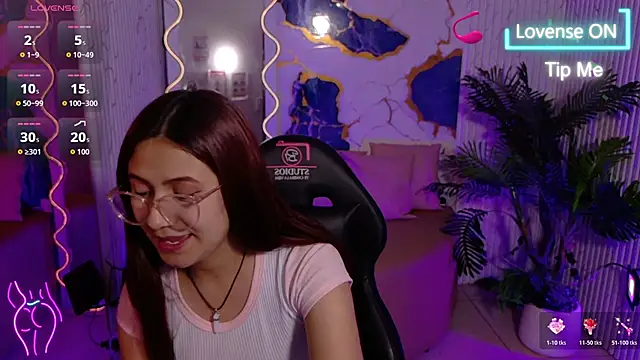 Tiiana tay online show from May 23, 3:27 am