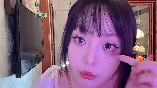 thelittlexx online show from May 9, 7:43 am