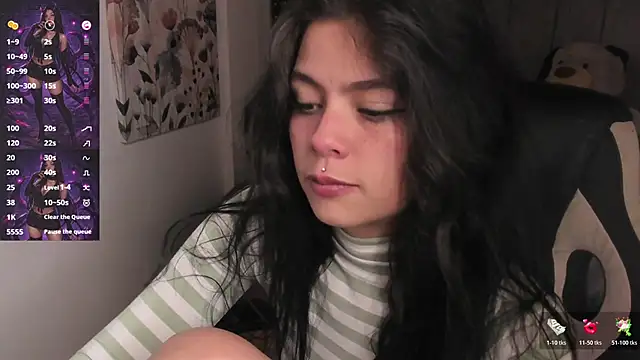 Kikii 1 online show from March 26, 5:20 am