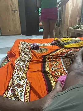 beautifulqueen12 online show from April 2, 5:21 pm