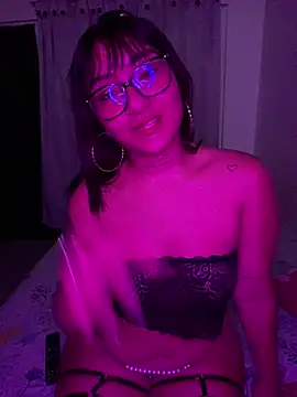 bellakaterin online show from March 29, 3:49 am