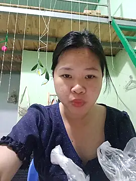 Nanacute22 online show from March 27, 10:05 am