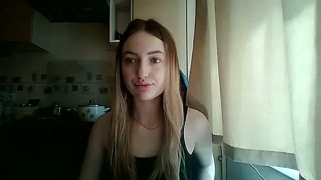 KariLindsey online show from April 17, 9:11 am