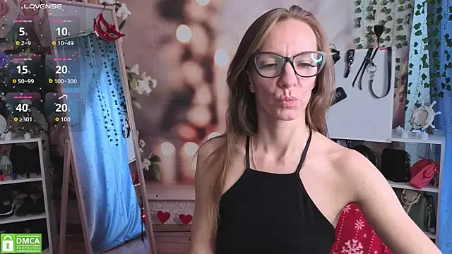 jesica mooonn online show from May 8, 4:05 am
