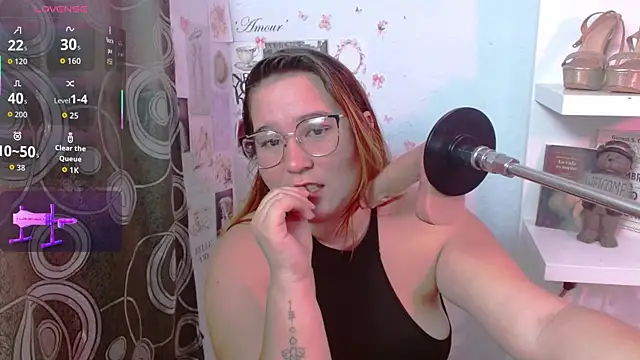 yousweet chloe online show from July 13, 1:45 pm