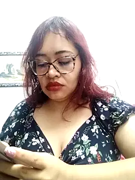 Sofia velve online show from April 4, 2:49 pm