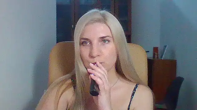 Lucya Model online show from April 15, 5:24 pm