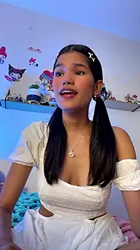 Emycarver09  online show from July 5, 11:49 am