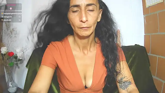 SamanttaLopez online show from May 31, 6:09 pm