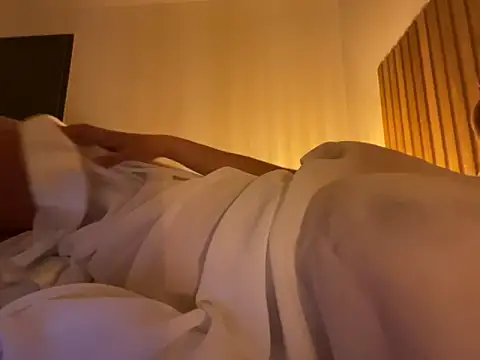 Victoria-timide online show from April 15, 7:58 pm