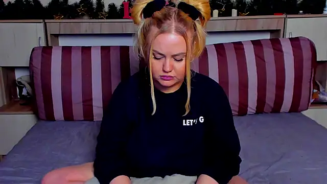 AlexaVibelife online show from April 9, 5:43 am