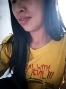Lisa-aa online show from April 27, 1:52 pm