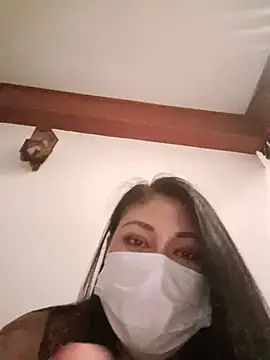 dominalisa online show from April 12, 9:45 am