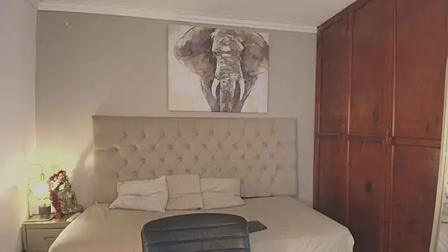Maxi and Ares online show from June 25, 7:15 pm