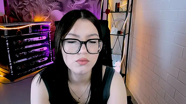JennyGibson online show from May 28, 6:33 am