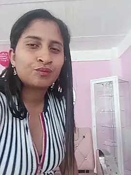 SofiaMendez1  online show from May 13, 2:56 pm