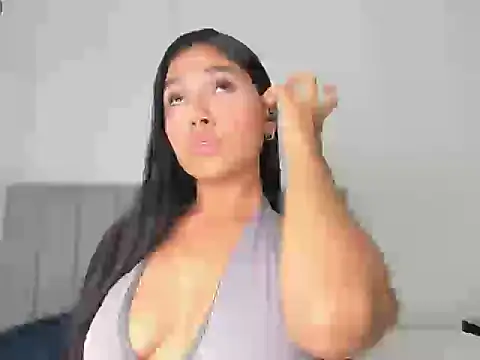 jazlycute   online show from May 12, 7:53 pm